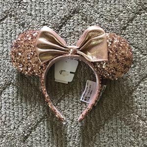 BNWT Rose Gold Minnie Mouse Ears from Disneyland